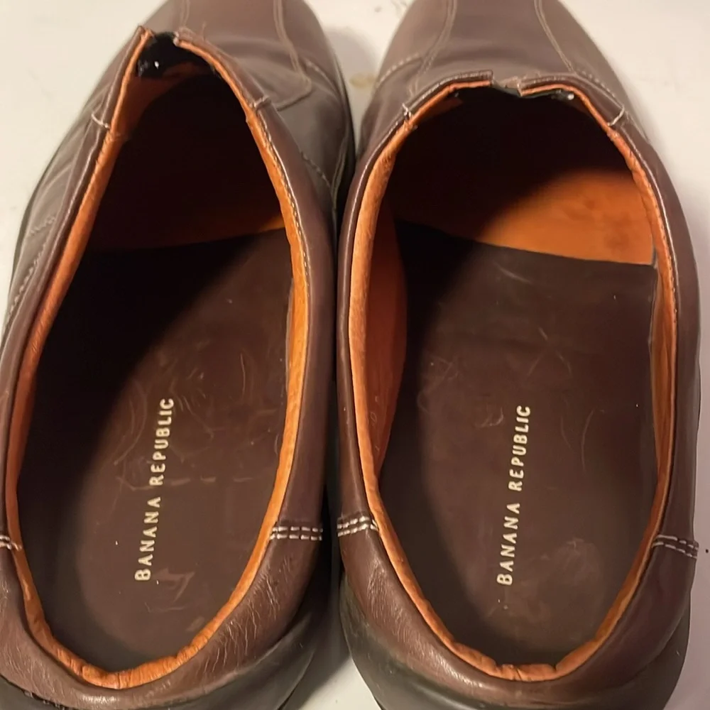 Banana Republic Leather Slip On Shoe